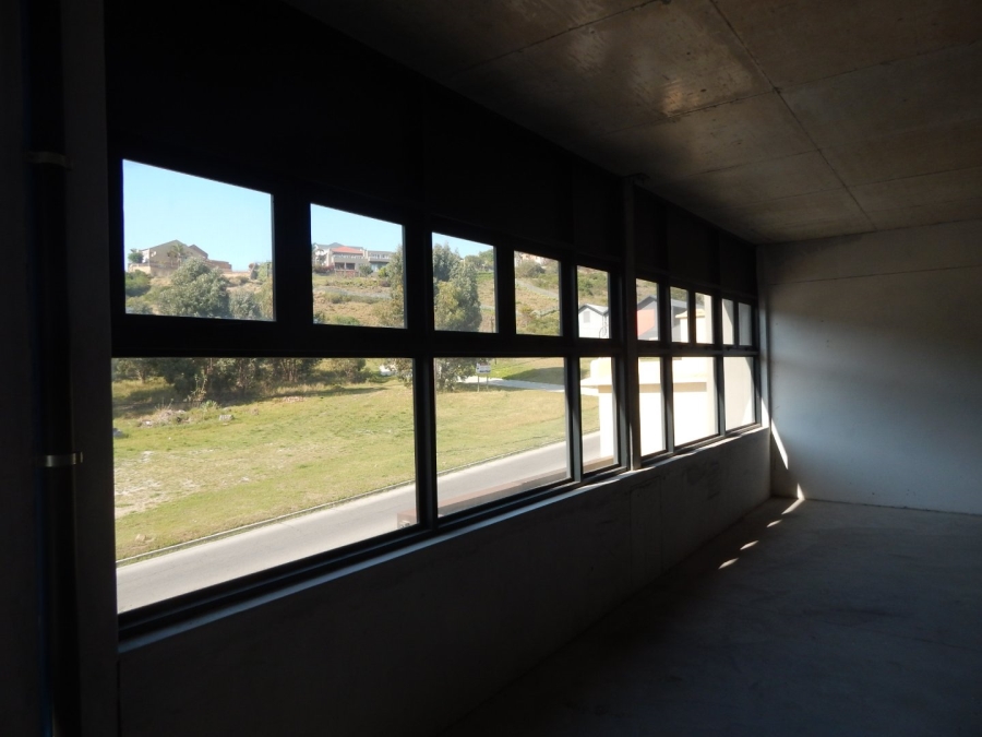 To Let commercial Property for Rent in South End Eastern Cape